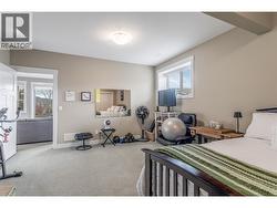 Lower level - Large Bedroom [20' x 14'] Tons of spare space... - 