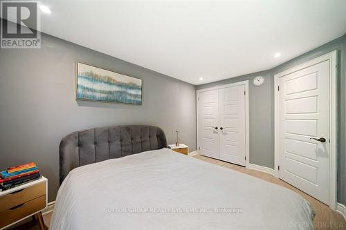 1114 Cedarcroft Crescent, Pickering, ON - Indoor Photo Showing Bedroom