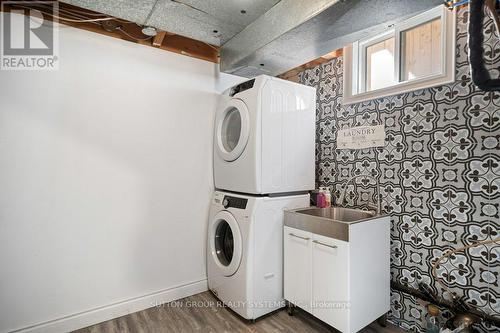 1114 Cedarcroft Crescent, Pickering, ON - Indoor Photo Showing Laundry Room