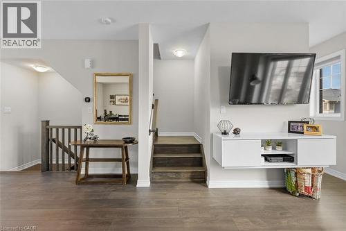 38 Hibiscus Lane, Hamilton, ON - Indoor Photo Showing Other Room