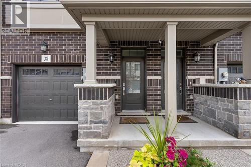 38 Hibiscus Lane, Hamilton, ON - Outdoor