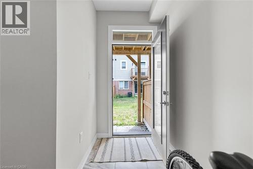 38 Hibiscus Lane, Hamilton, ON - Indoor Photo Showing Other Room