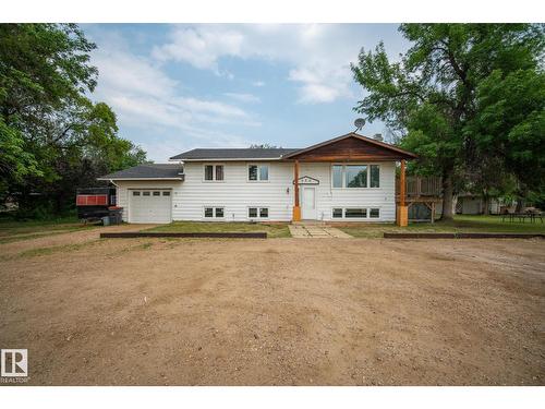 320 1 Av, Thorhild, AB - Outdoor