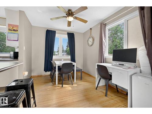 320 1 Av, Thorhild, AB - Indoor Photo Showing Office