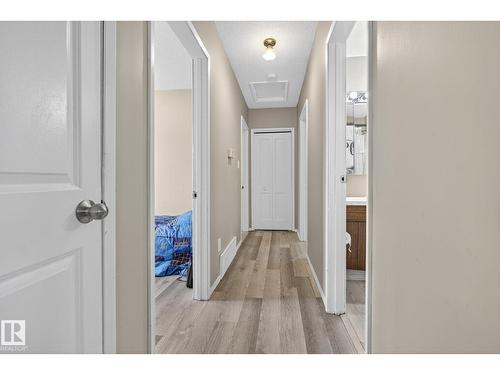 320 1 Av, Thorhild, AB - Indoor Photo Showing Other Room