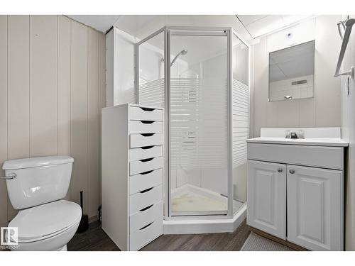 320 1 Av, Thorhild, AB - Indoor Photo Showing Bathroom