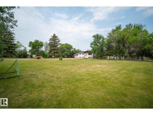 320 1 Av, Thorhild, AB - Outdoor