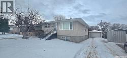 422 Mullin AVENUE E  Regina, SK S4N 1C7