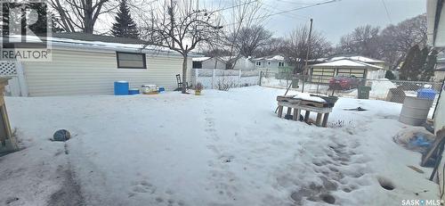 422 Mullin Avenue E, Regina, SK - Outdoor