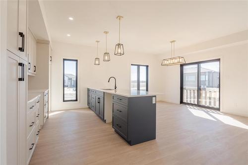5 Black Currant Crescent, Steinbach, MB - Indoor Photo Showing Other Room