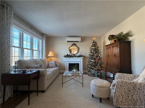 619 St-Anne St, Bathurst, NB 