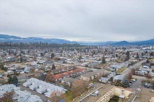 13-335 Gerstmar Road, Kelowna, BC - Outdoor With View
