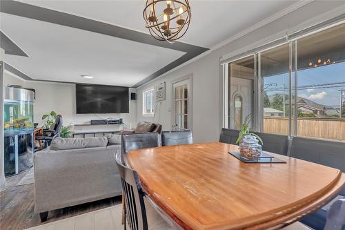 778 Forestbrook Drive, Penticton, BC - Indoor Photo Showing Dining Room