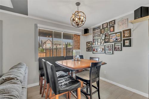 778 Forestbrook Drive, Penticton, BC - Indoor Photo Showing Dining Room