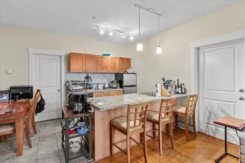 301-4205 Gellatly Road, West Kelowna, BC - Indoor