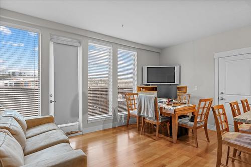 301-4205 Gellatly Road, West Kelowna, BC - Indoor Photo Showing Other Room