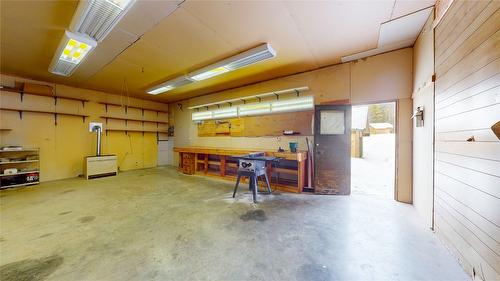 1896 St. Mary Lake Road, Kimberley, BC - Indoor