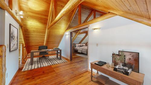1896 St. Mary Lake Road, Kimberley, BC - Indoor Photo Showing Other Room
