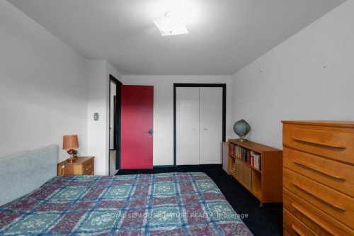 28 Stately Way, Markham, ON - Indoor Photo Showing Bedroom