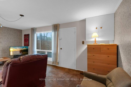 28 Stately Way, Markham, ON - Indoor