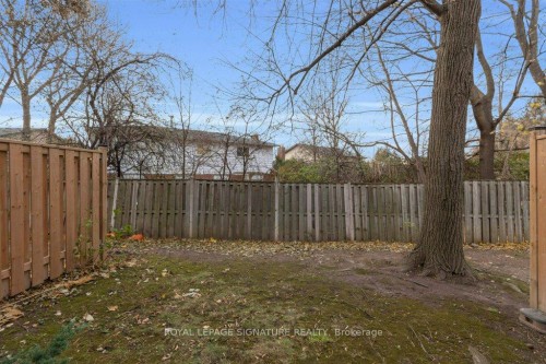 28 Stately Way, Markham, ON - Outdoor