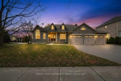 2 Kootenay Ridge  Vaughan, ON L6A 2W1