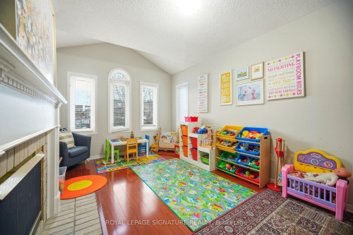 21 Palmolive Street, Brampton, ON 