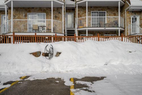 Parking - 729A Rue Principale, Saint-Sauveur, QC - Outdoor