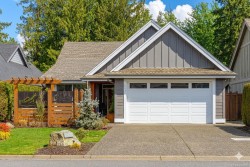 731 West Ridge Way  Qualicum Beach, BC V9K 0A9