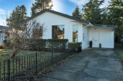 525 Chemainus Cres  Courtenay, BC V9N 7R4