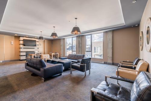 Common room - 218-1235 Rue Bishop, Montréal (Ville-Marie), QC - Indoor Photo Showing Living Room