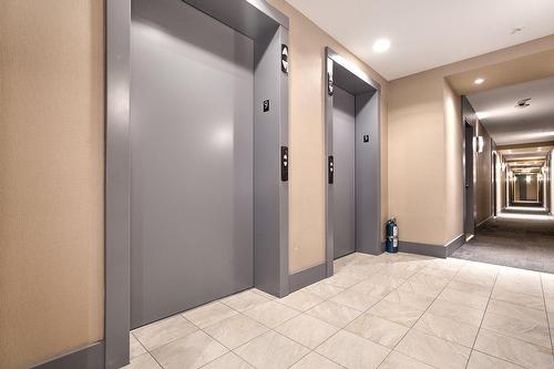 Elevator - 218-1235 Rue Bishop, Montréal (Ville-Marie), QC - Indoor Photo Showing Other Room