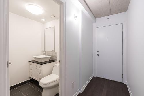 Powder room - 218-1235 Rue Bishop, Montréal (Ville-Marie), QC - Indoor