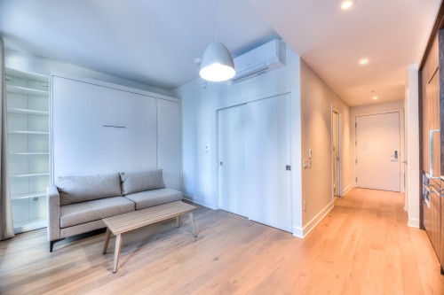 Salon - 908-1200 Rue Drummond, Montréal (Ville-Marie), QC - Indoor