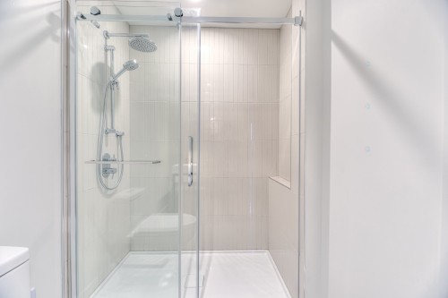 Salle de bains - 908-1200 Rue Drummond, Montréal (Ville-Marie), QC - Indoor Photo Showing Bathroom