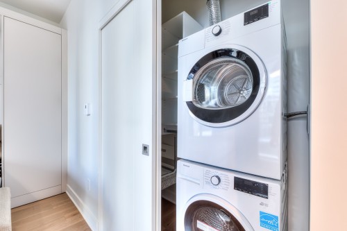 Salle de lavage - 908-1200 Rue Drummond, Montréal (Ville-Marie), QC - Indoor Photo Showing Laundry Room
