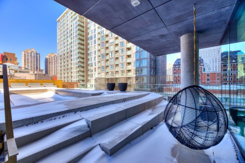 Piscine - 908-1200 Rue Drummond, Montréal (Ville-Marie), QC - Outdoor