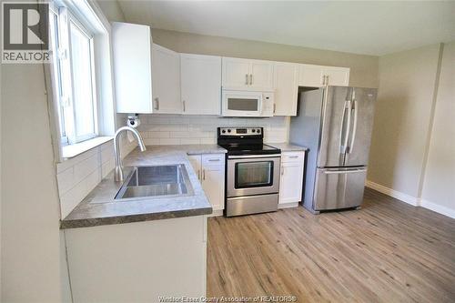 2366 Cadillac, Windsor, ON - Indoor Photo Showing Kitchen