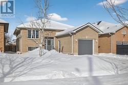 124 MARY STREET W  Kawartha Lakes (Lindsay), ON K9V 0B8