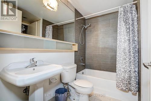 412 - 85 Bloor Street E, Toronto, ON - Indoor Photo Showing Bathroom