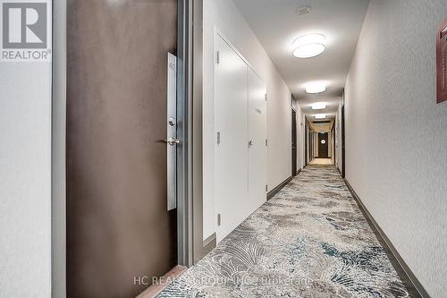 412 - 85 Bloor Street E, Toronto, ON - Indoor Photo Showing Other Room