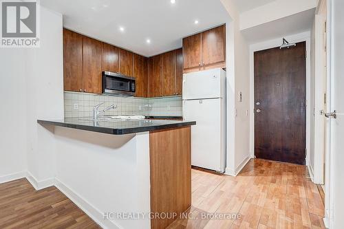 412 - 85 Bloor Street E, Toronto, ON - Indoor Photo Showing Other Room