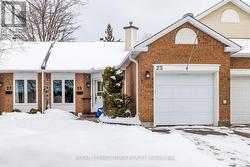 13 - 25 PINE NEEDLES COURT  Ottawa, ON K2S 1G5