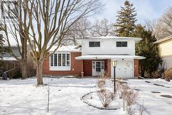 LOWER - 1012 LAVENDER COURT  Oshawa (Centennial), ON L1G 3H1