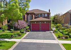 61 SIMMS DRIVE  Ajax, ON L1T 3K1