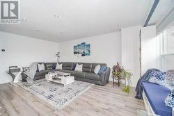 1319 LUNA COURT  Pickering, ON L1W 3C3