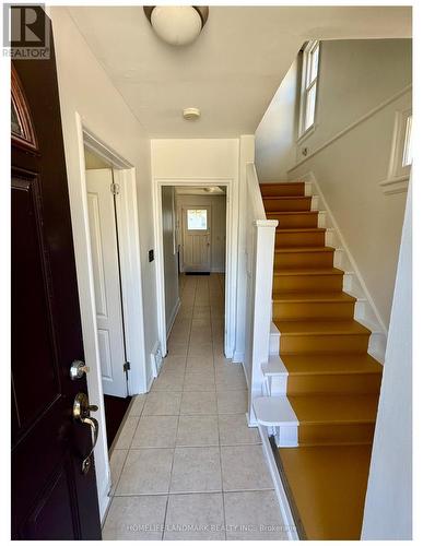 Foyer - 17 Arkell Street, Hamilton, ON - Indoor Photo Showing Other Room