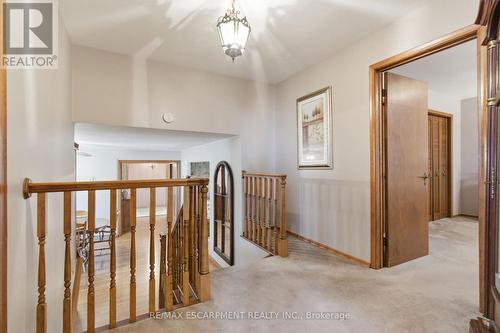 1235 Barton Street, Hamilton, ON - Indoor Photo Showing Other Room