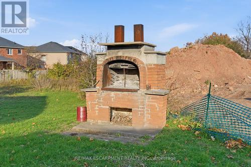 1235 Barton Street, Hamilton, ON - Outdoor