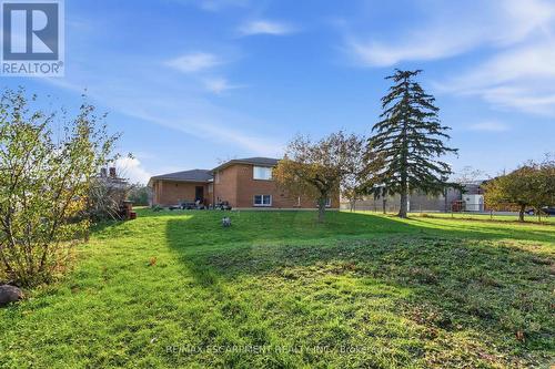 1235 Barton Street, Hamilton, ON - Outdoor